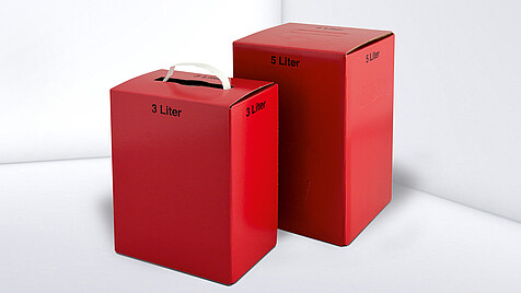Red carton without imprint, with and without carrying strap
